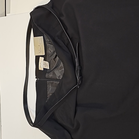 Boutique Essential Skirt Black Size 16  classic zipper back closure fully lined - Picture 2 of 7